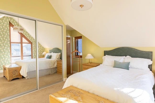 Interior painting and decorating