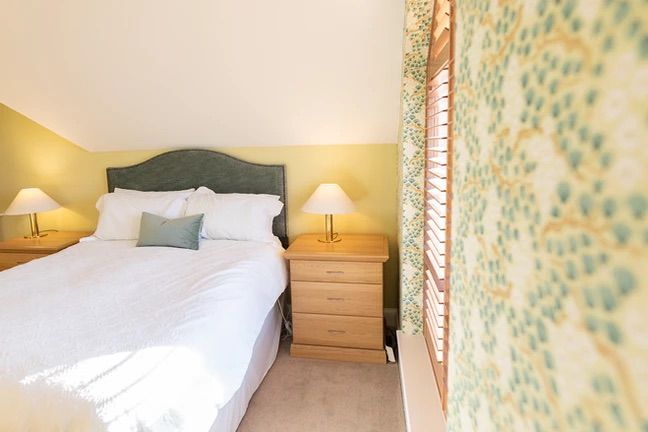 Interior painting and decorating